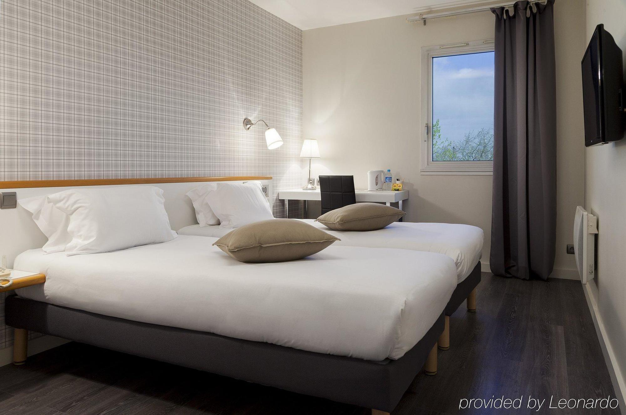 Comfort Hotel Rosporden Concarneau Ngoại thất bức ảnh